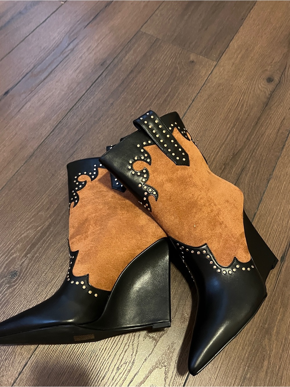 AKIRA Two-Tone Western Ankle Boots in Black & Brown